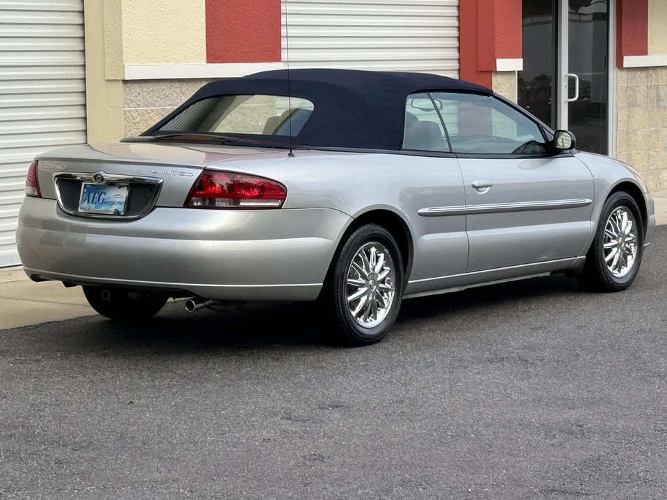 2002 Chrysler Sebring - Image 11 of 31