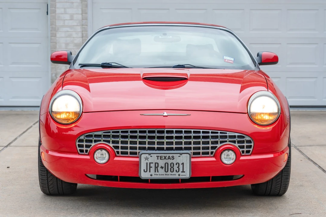 2002 Ford Thunderbird 11th Gen - Image 9 of 31