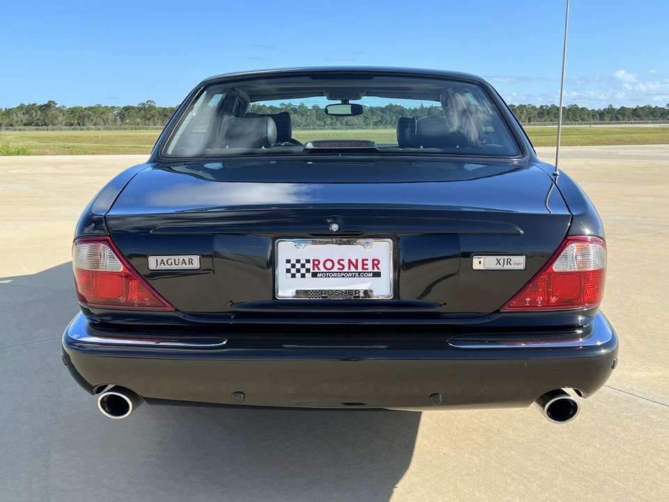 2002 Jaguar X308 XJR - Image 17 of 31