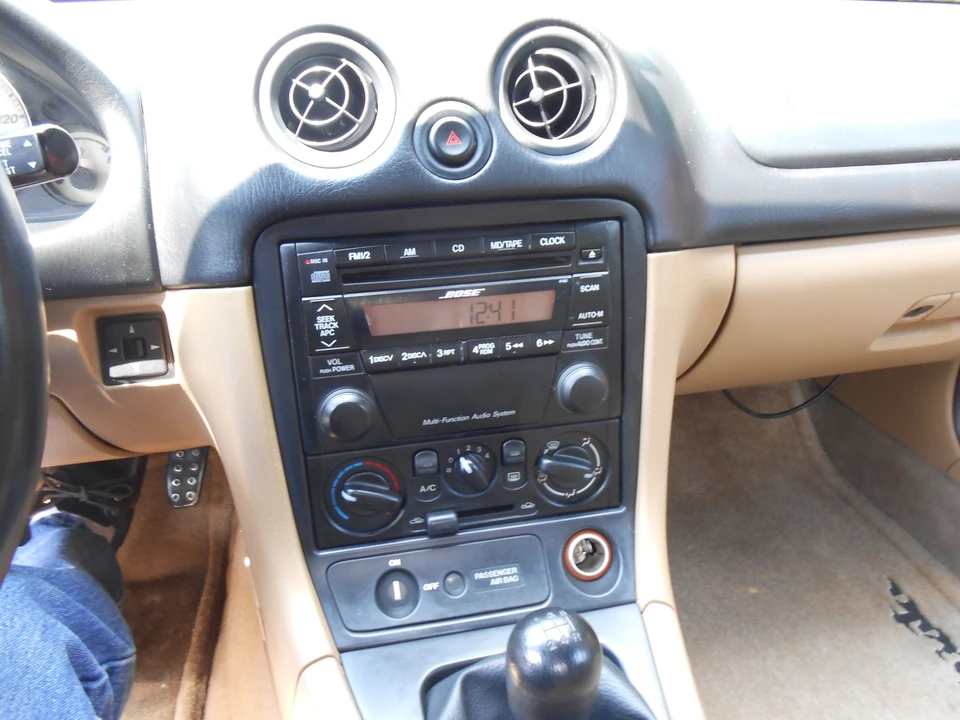 2002 Mazda NB MX-5 Miata - Image 17 of 31