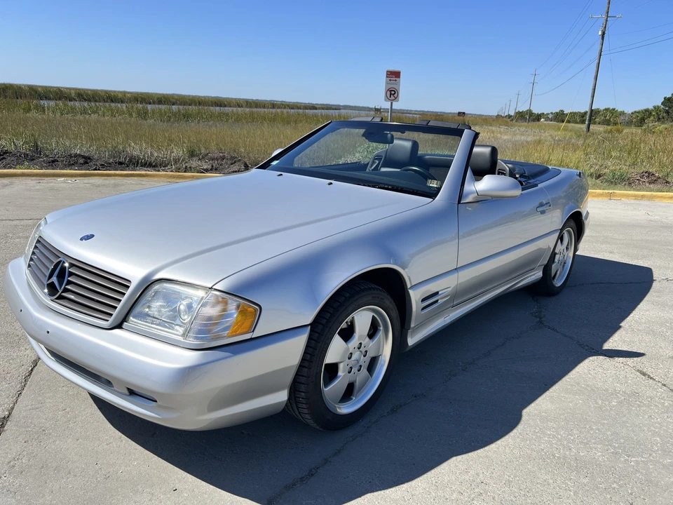 2002 Mercedes-Benz R230 SL-Class - Image 3 of 31