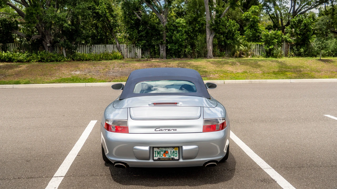 2002 Porsche 996 Carrera - Image 9 of 31