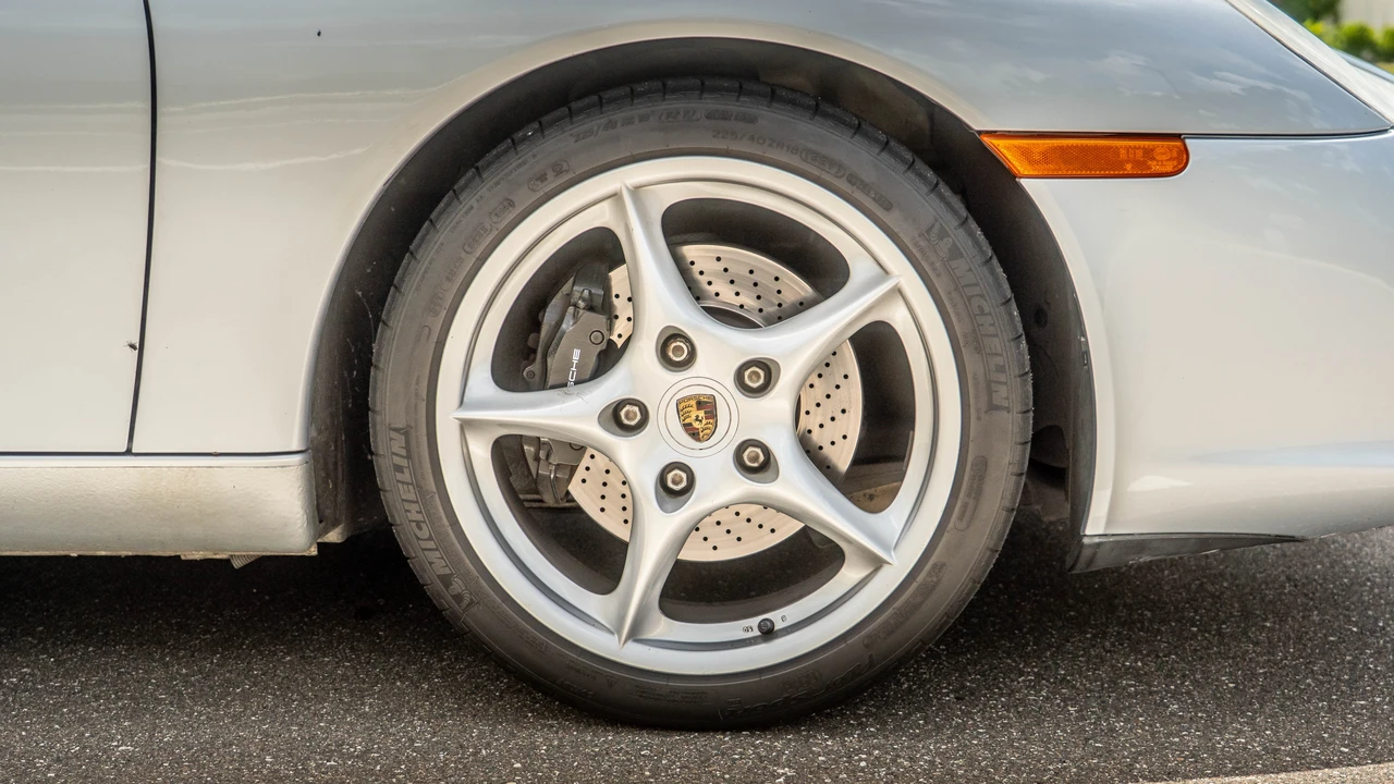 2002 Porsche 996 Carrera - Image 18 of 31