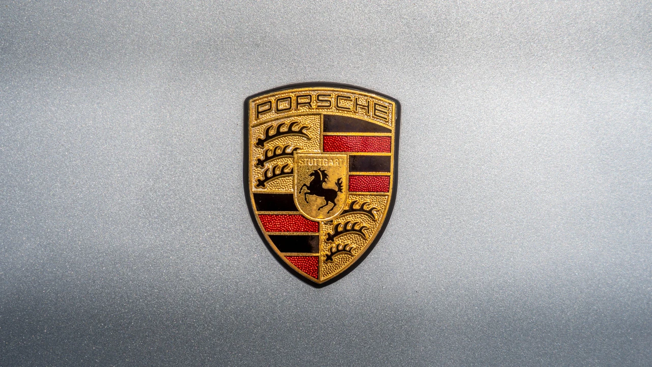 2002 Porsche 996 Carrera - Image 25 of 31