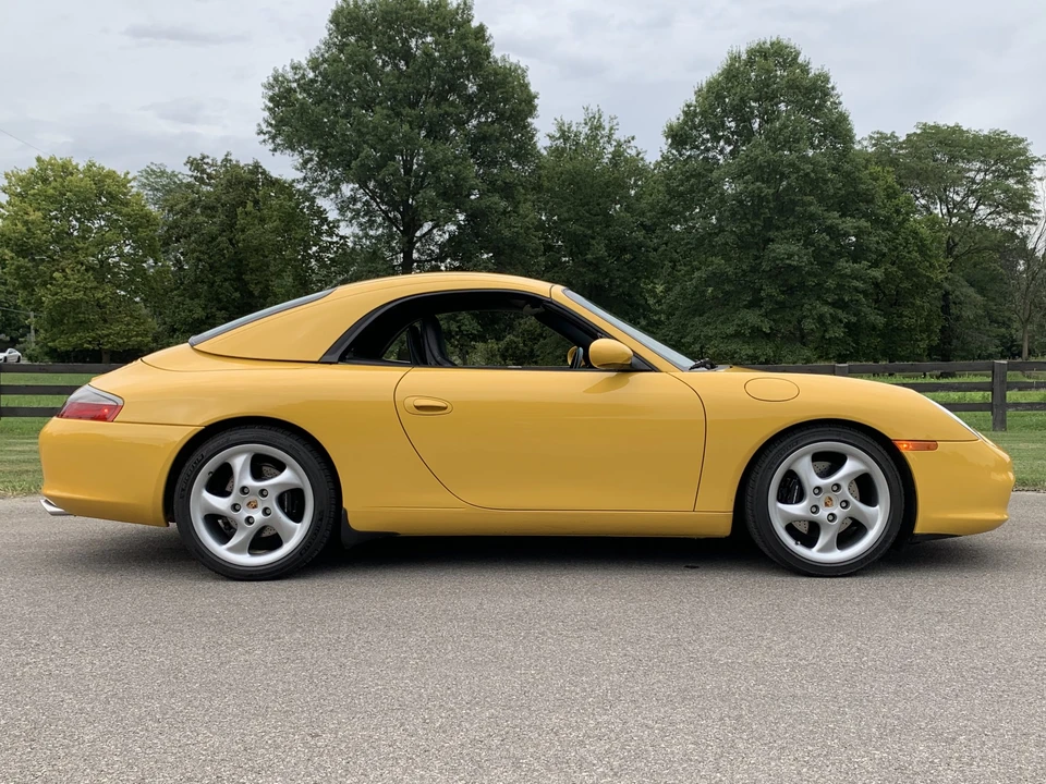 2002 Porsche 996 Carrera - Image 11 of 31
