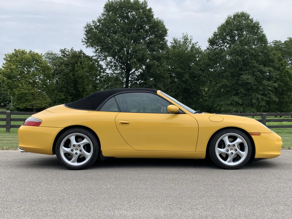 2002 Porsche 996 Carrera - Image 10 of 31