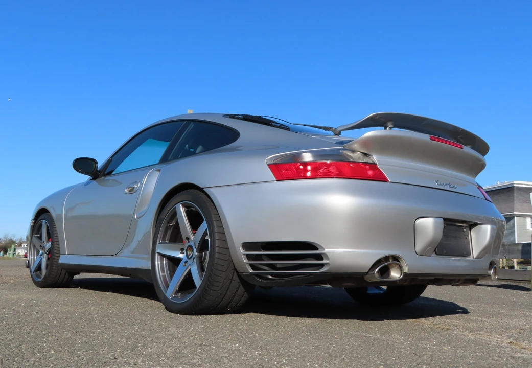 2002 Porsche 996 Turbo - Image 17 of 31