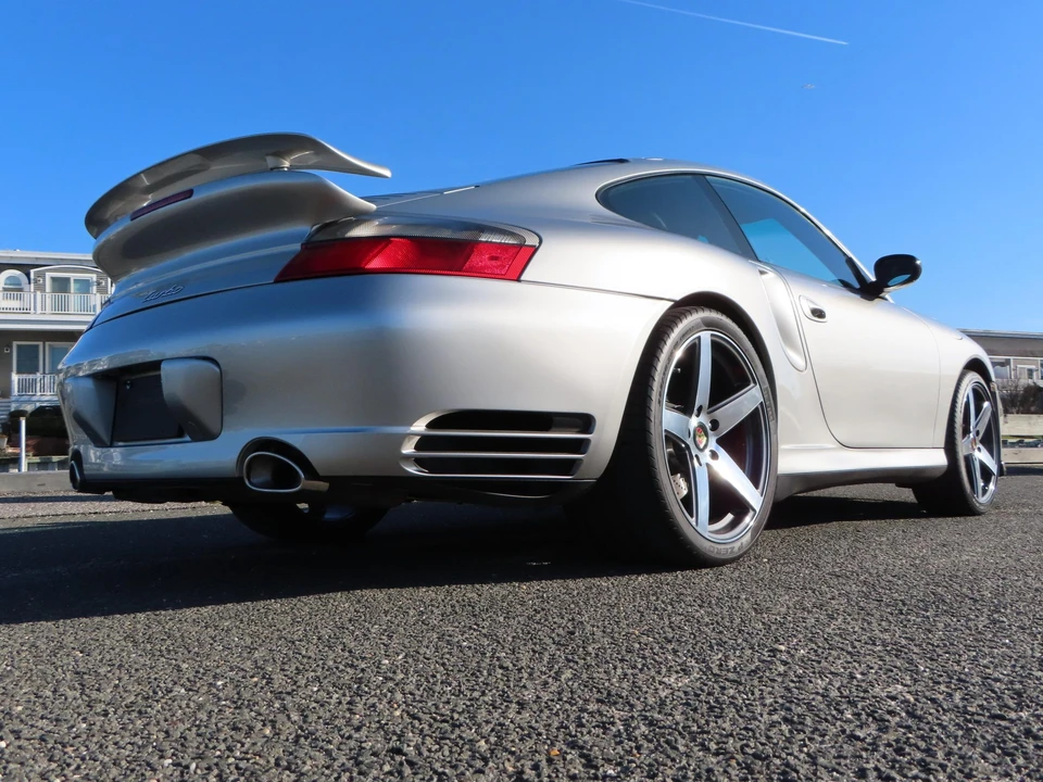 2002 Porsche 996 Turbo - Image 23 of 31