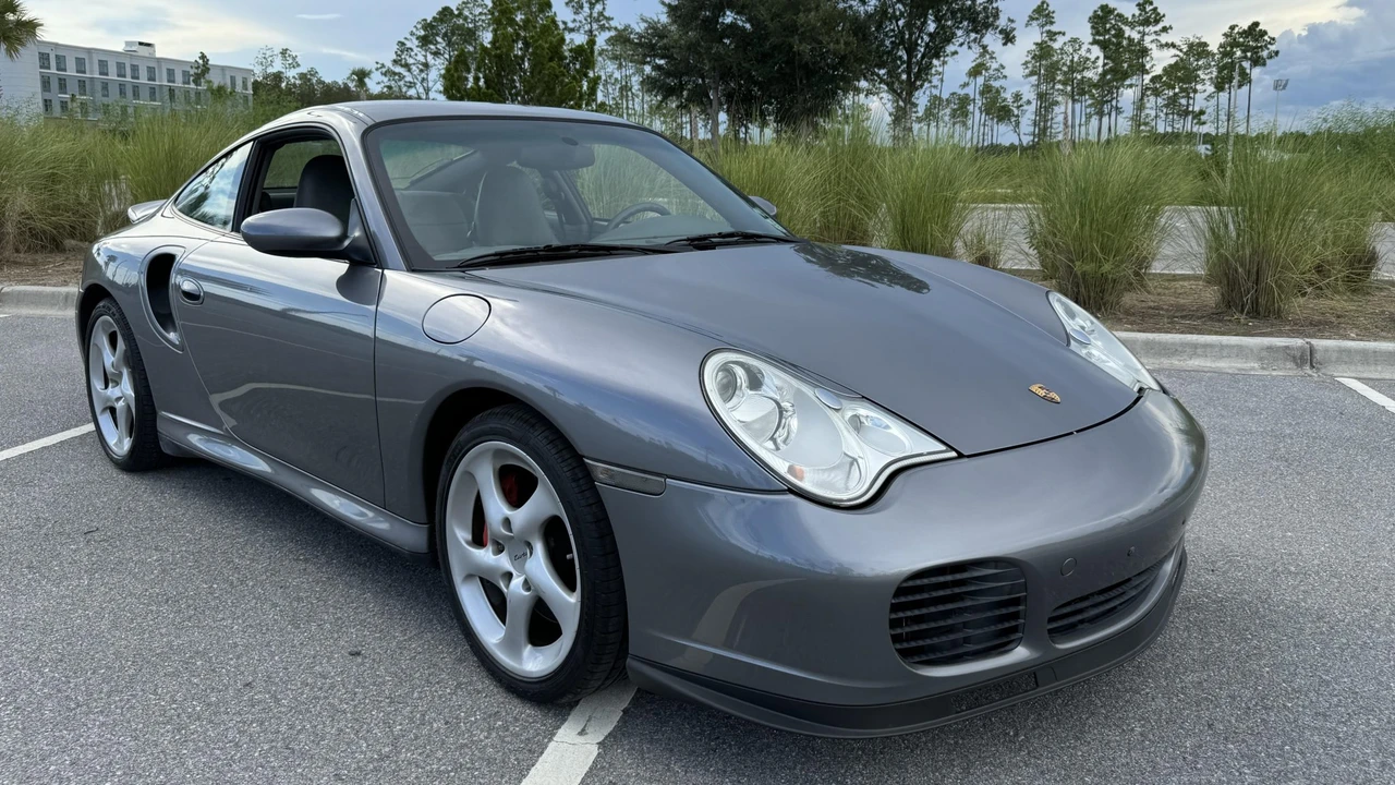 2002 Porsche 996 Turbo - Image 9 of 31