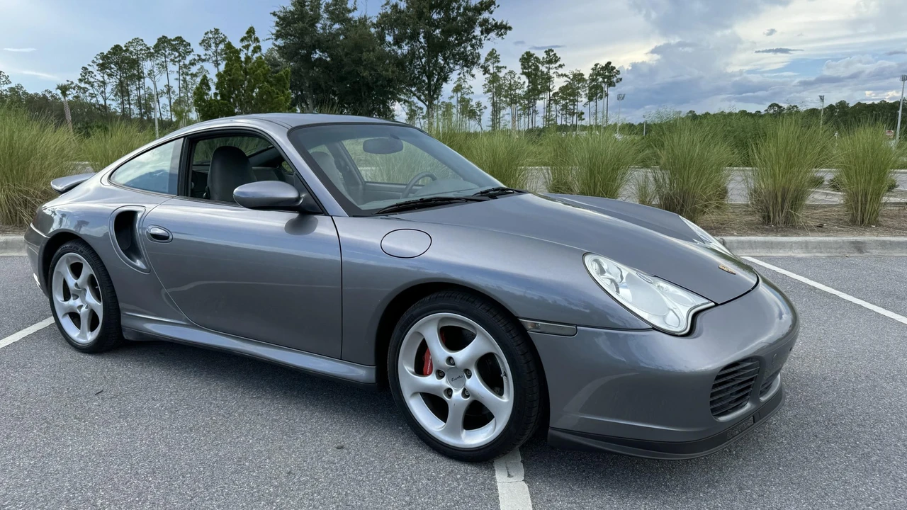 2002 Porsche 996 Turbo - Image 10 of 31