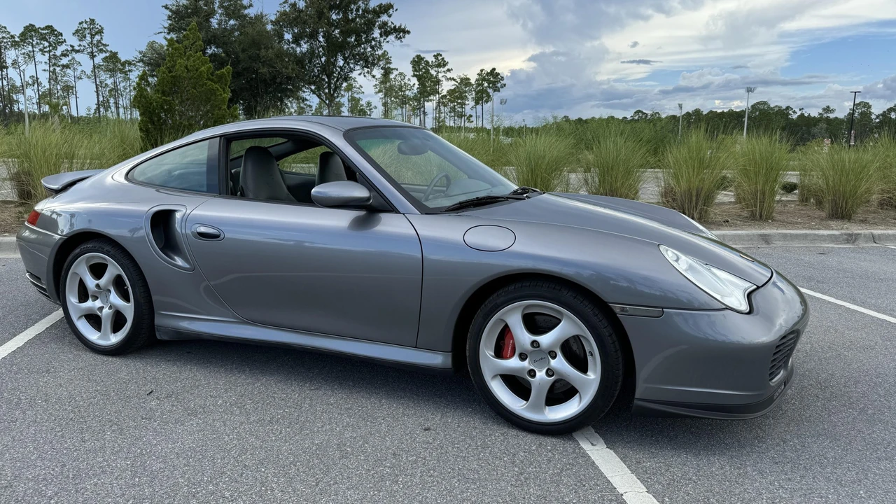 2002 Porsche 996 Turbo - Image 11 of 31