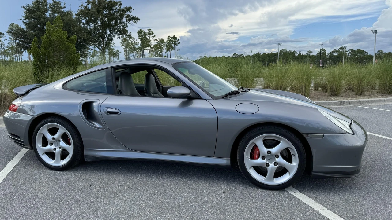 2002 Porsche 996 Turbo - Image 12 of 31
