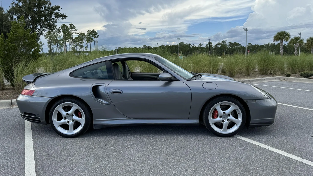 2002 Porsche 996 Turbo - Image 13 of 31