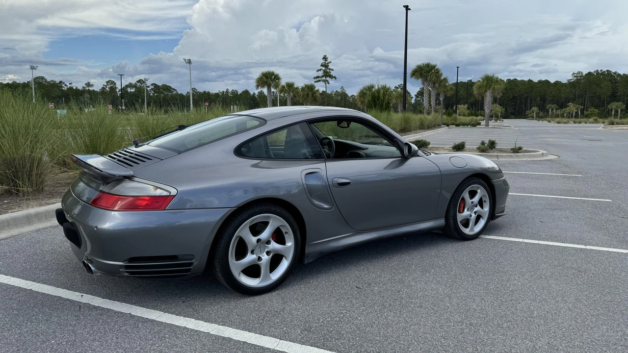 2002 Porsche 996 Turbo - Image 17 of 31