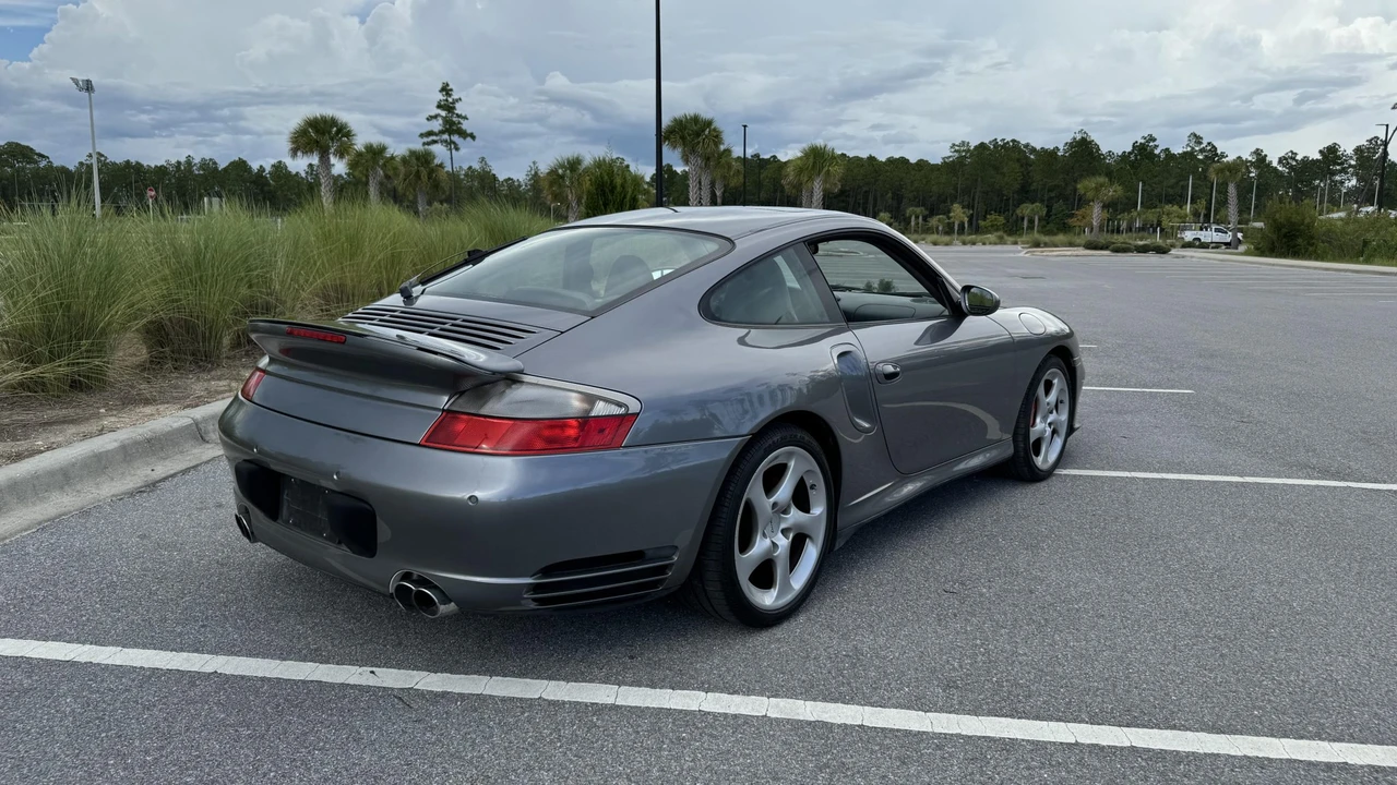 2002 Porsche 996 Turbo - Image 19 of 31