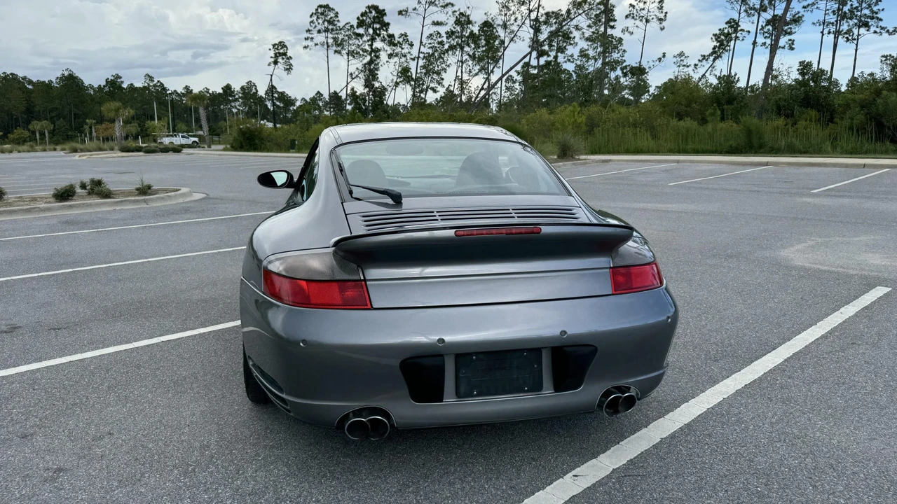 2002 Porsche 996 Turbo - Image 24 of 31