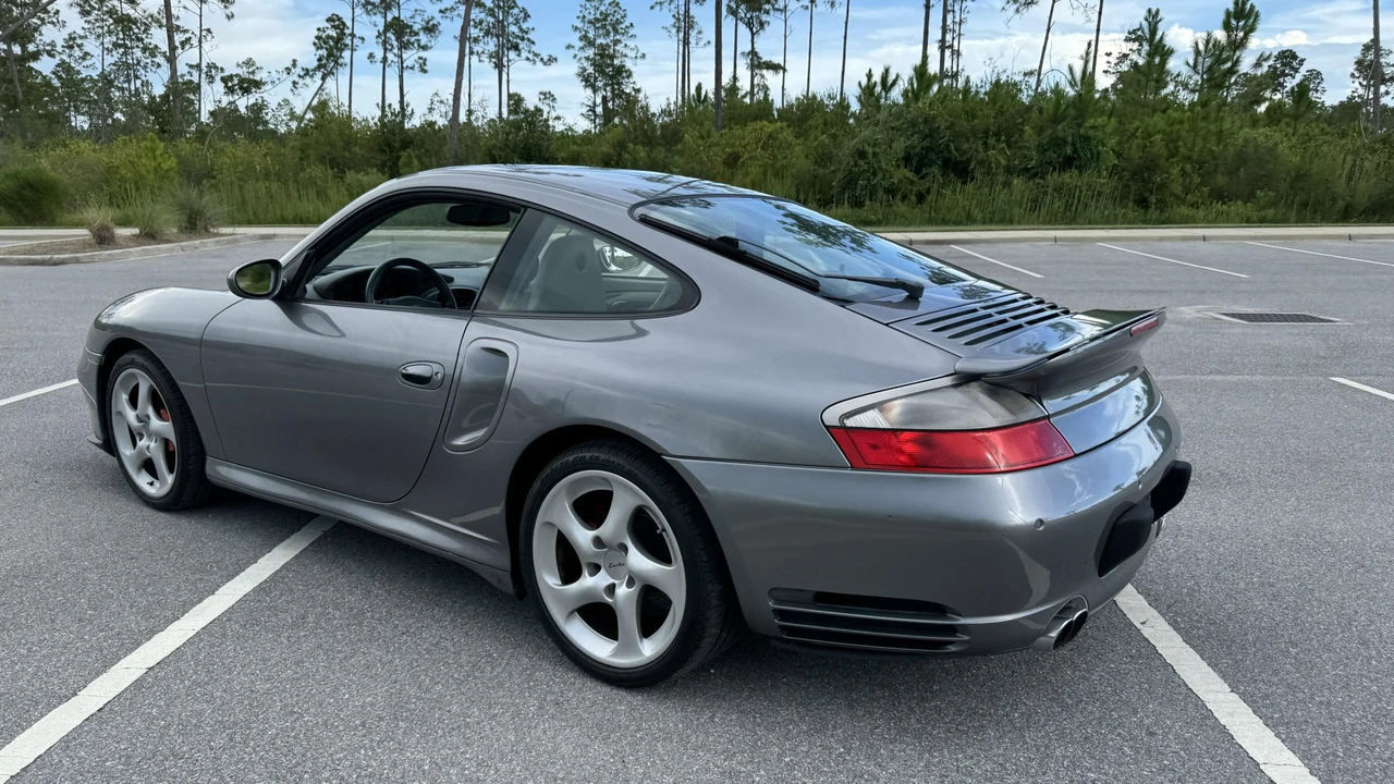 2002 Porsche 996 Turbo - Image 27 of 31