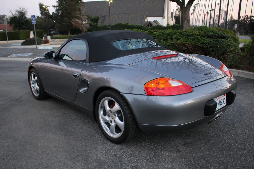2002 Porsche 986 Boxster S - Image 17 of 31