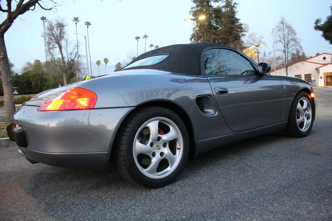 2002 Porsche 986 Boxster S - Image 22 of 31