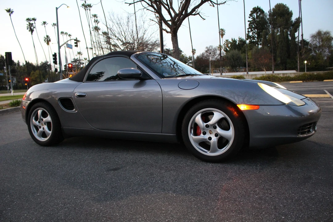 2002 Porsche 986 Boxster S - Image 23 of 31