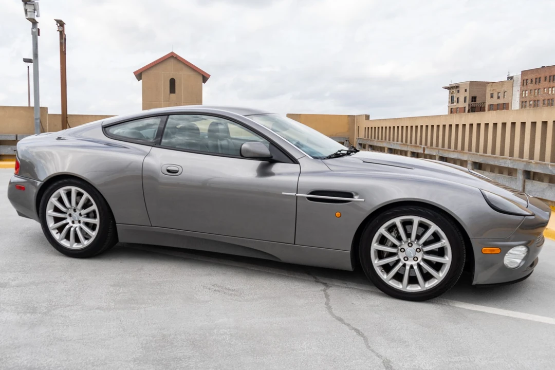 2003 Aston Martin Vanquish 1st Gen - Image 3 of 31