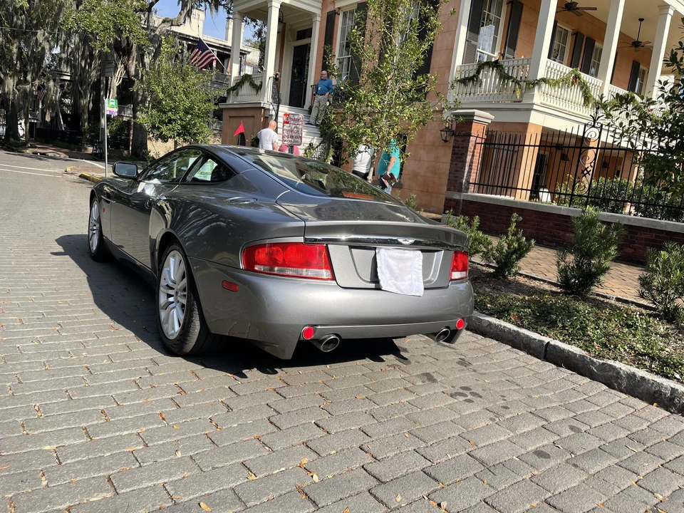 2003 Aston Martin Vanquish 1st Gen - Image 13 of 31