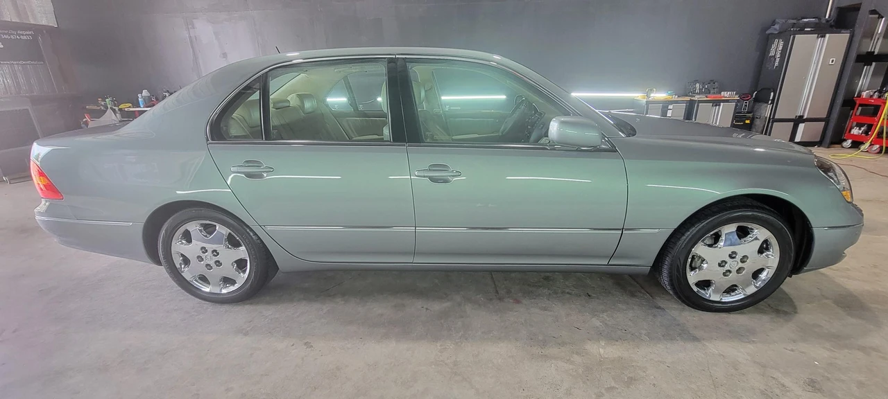 2003 Lexus LS 3rd Gen - Image 15 of 31