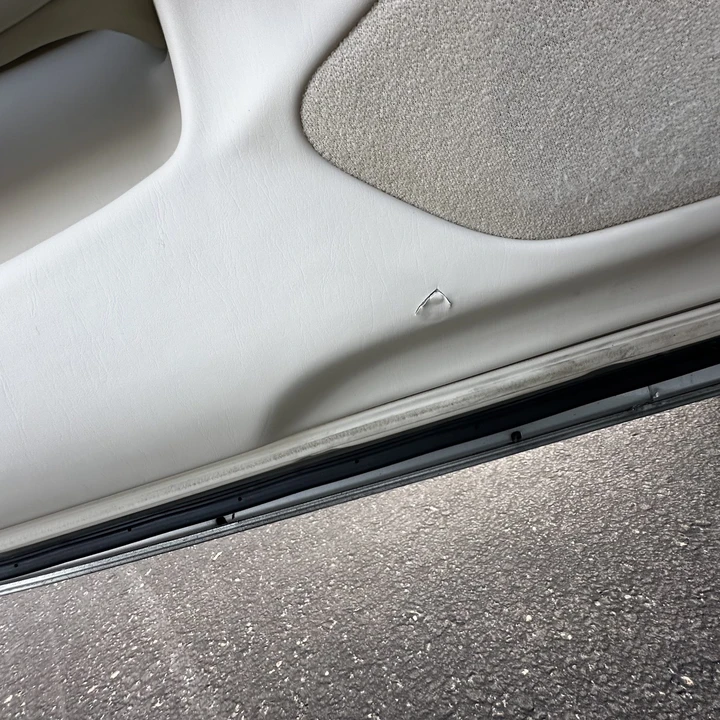 2003 Lexus SC430 - Image 20 of 31