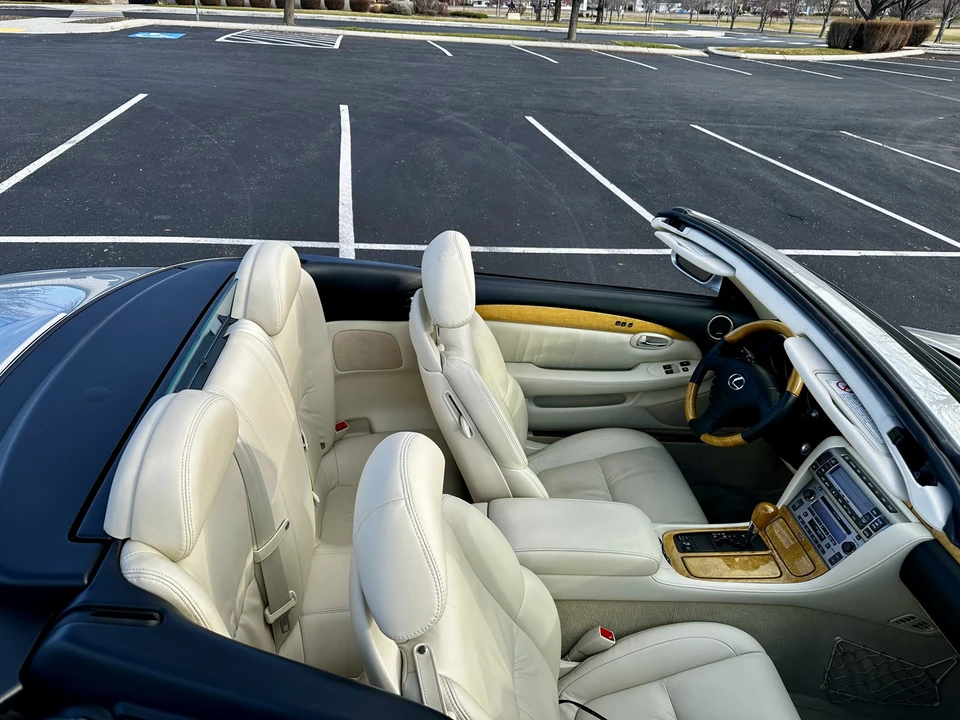 2003 Lexus SC430 - Image 18 of 31