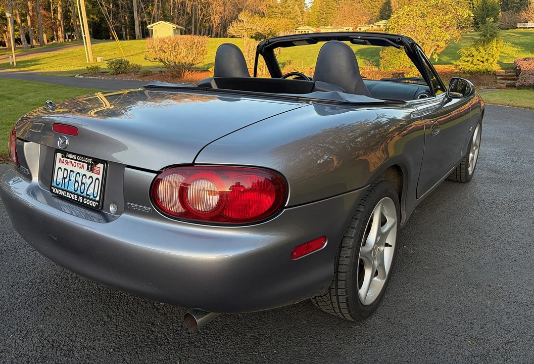 2003 Mazda NB MX-5 Miata - Image 6 of 31