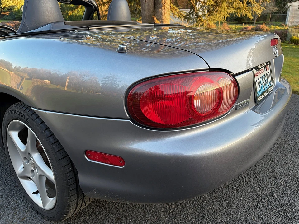 2003 Mazda NB MX-5 Miata - Image 21 of 31