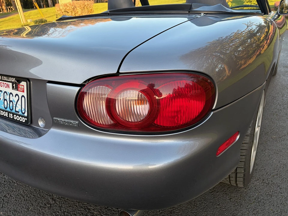 2003 Mazda NB MX-5 Miata - Image 23 of 31
