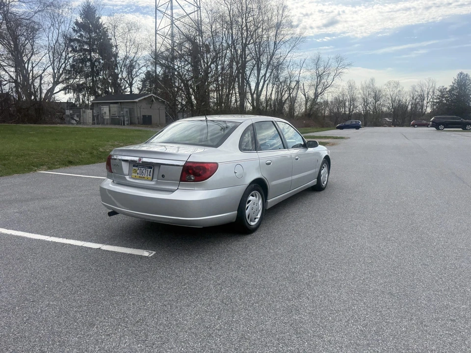 2003 Saturn - Image 27 of 31