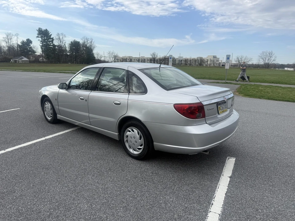 2003 Saturn - Image 23 of 31