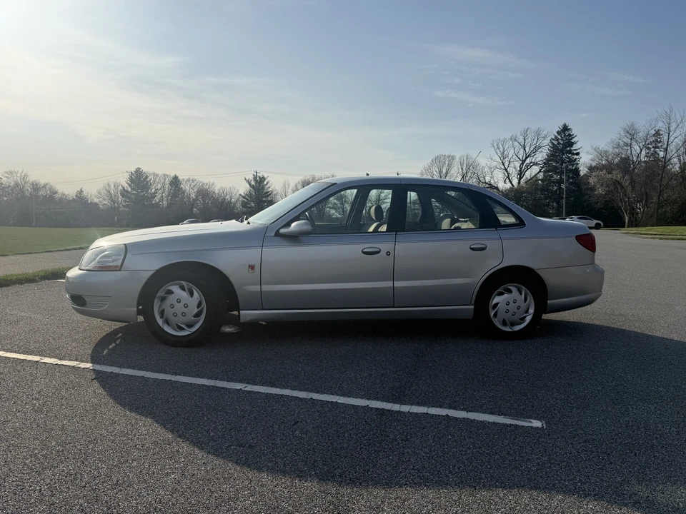 2003 Saturn - Image 5 of 31