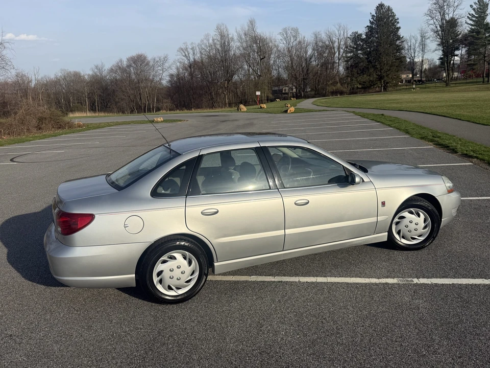 2003 Saturn - Image 12 of 31