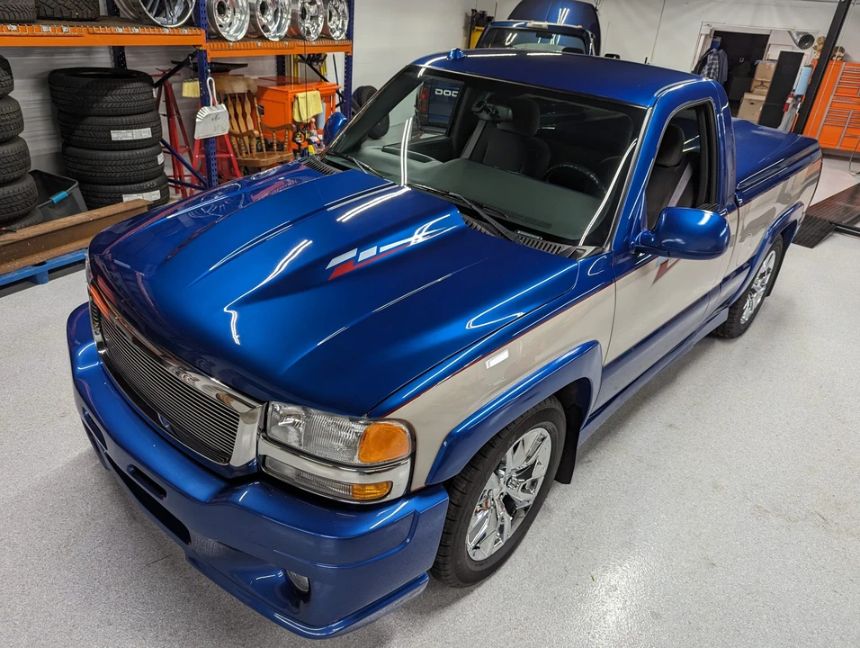 2004 GMC Sierra 2nd Gen - Image 3 of 31