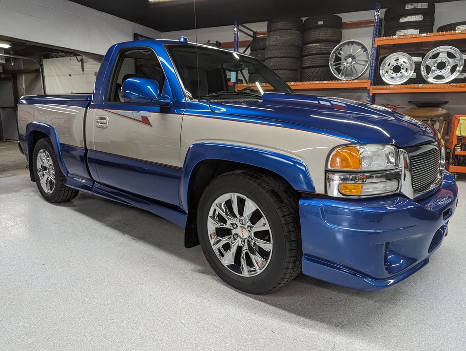 2004 GMC Sierra 2nd Gen - Image 12 of 31