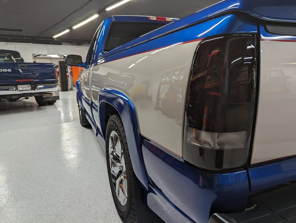 2004 GMC Sierra 2nd Gen - Image 28 of 31