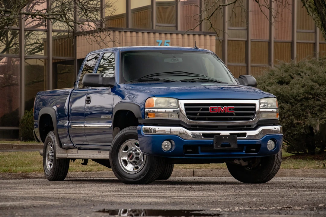 2004 GMC Sierra Heavy Duty 2nd Gen - Image 15 of 31
