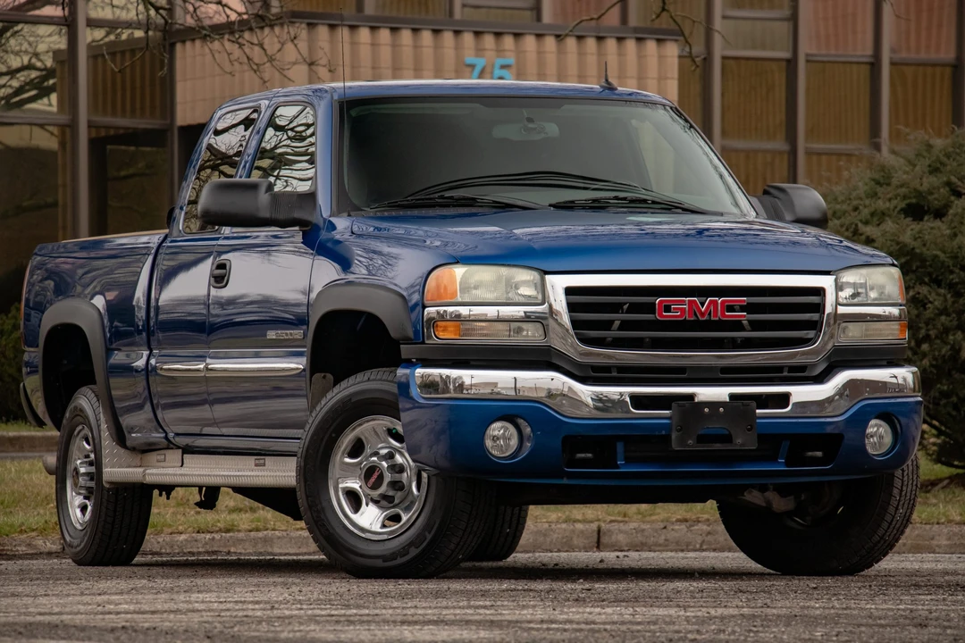 2004 GMC Sierra Heavy Duty 2nd Gen - Image 14 of 31