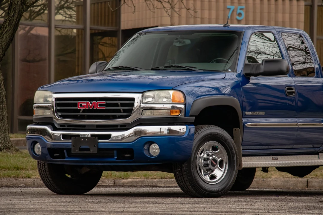 2004 GMC Sierra Heavy Duty 2nd Gen - Image 19 of 31