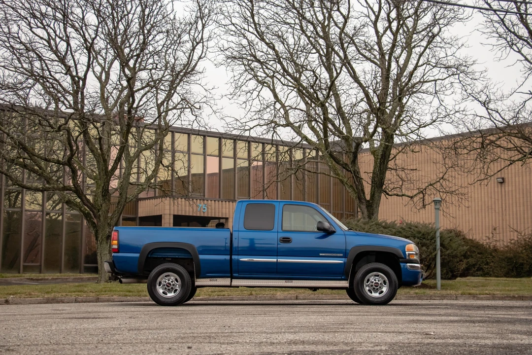 2004 GMC Sierra Heavy Duty 2nd Gen - Image 12 of 31