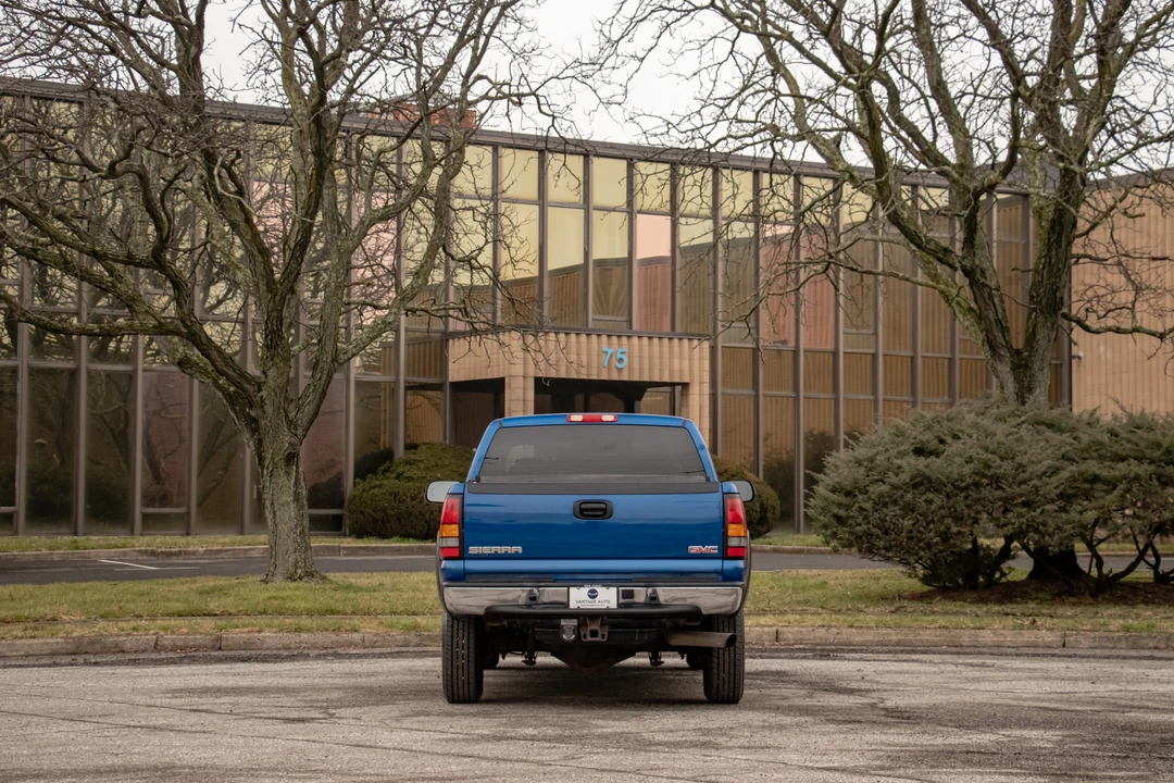 2004 GMC Sierra Heavy Duty 2nd Gen - Image 7 of 31