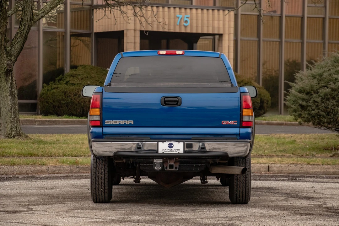 2004 GMC Sierra Heavy Duty 2nd Gen - Image 8 of 31