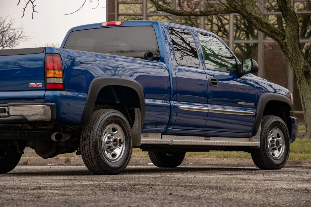 2004 GMC Sierra Heavy Duty 2nd Gen - Image 29 of 31