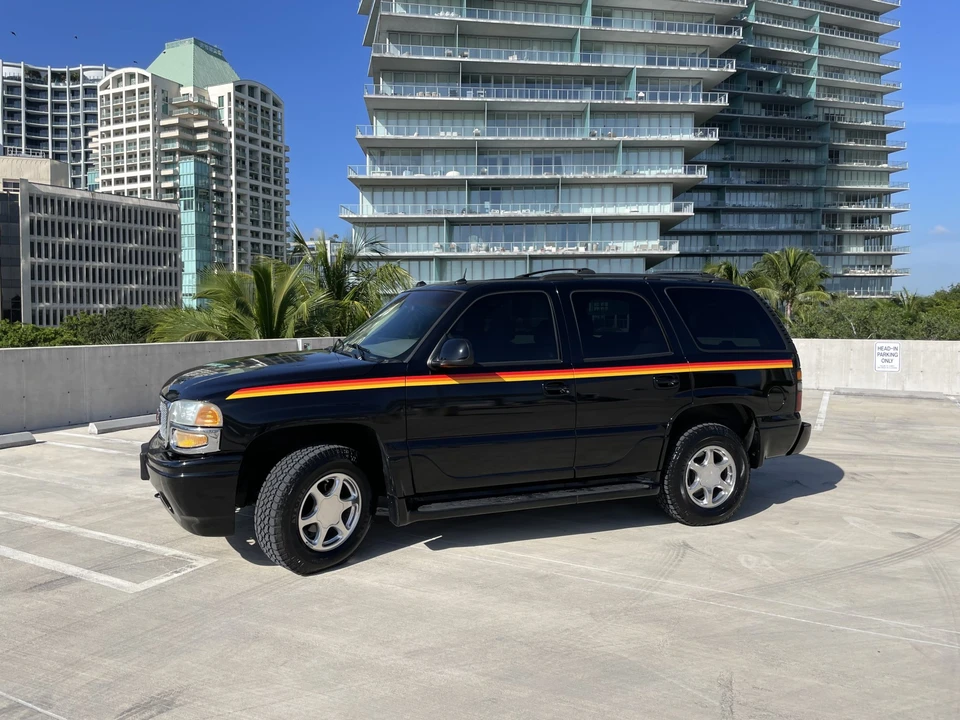 2004 GMC Yukon 2nd Gen - Image 15 of 31