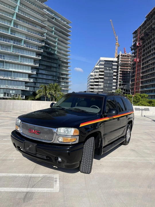 2004 GMC Yukon 2nd Gen - Image 21 of 31
