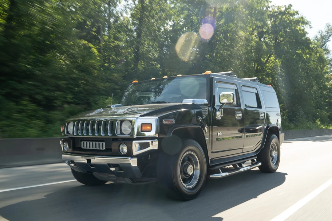 2004 Hummer Hummer H2 - Image 2 of 31
