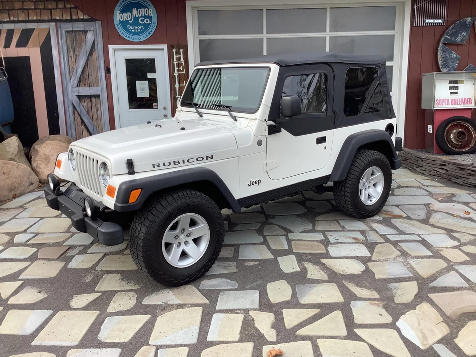 2004 Jeep TJ Wrangler - Image 2 of 31